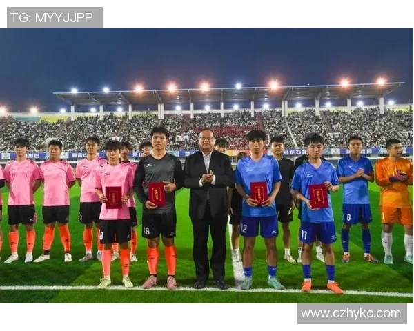 足球雷带你领略世界足球盛宴尽享激情与荣耀的赛场瞬间